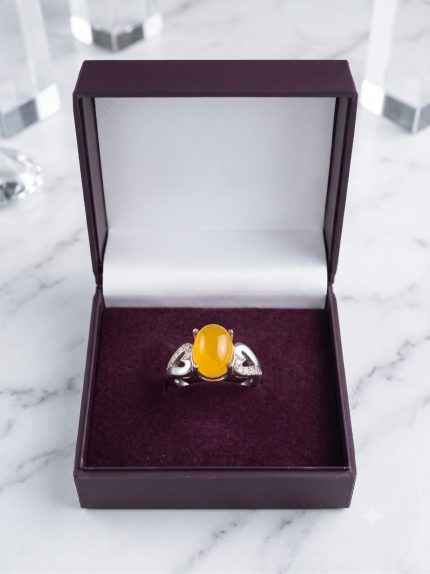 Luminous Yellow Aqeeq Twin Heart Ring
